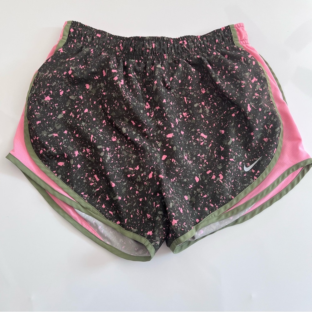 EUC Nike running shorts